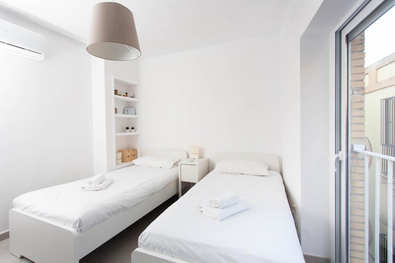 Duplex Penthouse With Terrace By Thegoodtourist Leilighet Sevilla Eksteriør bilde